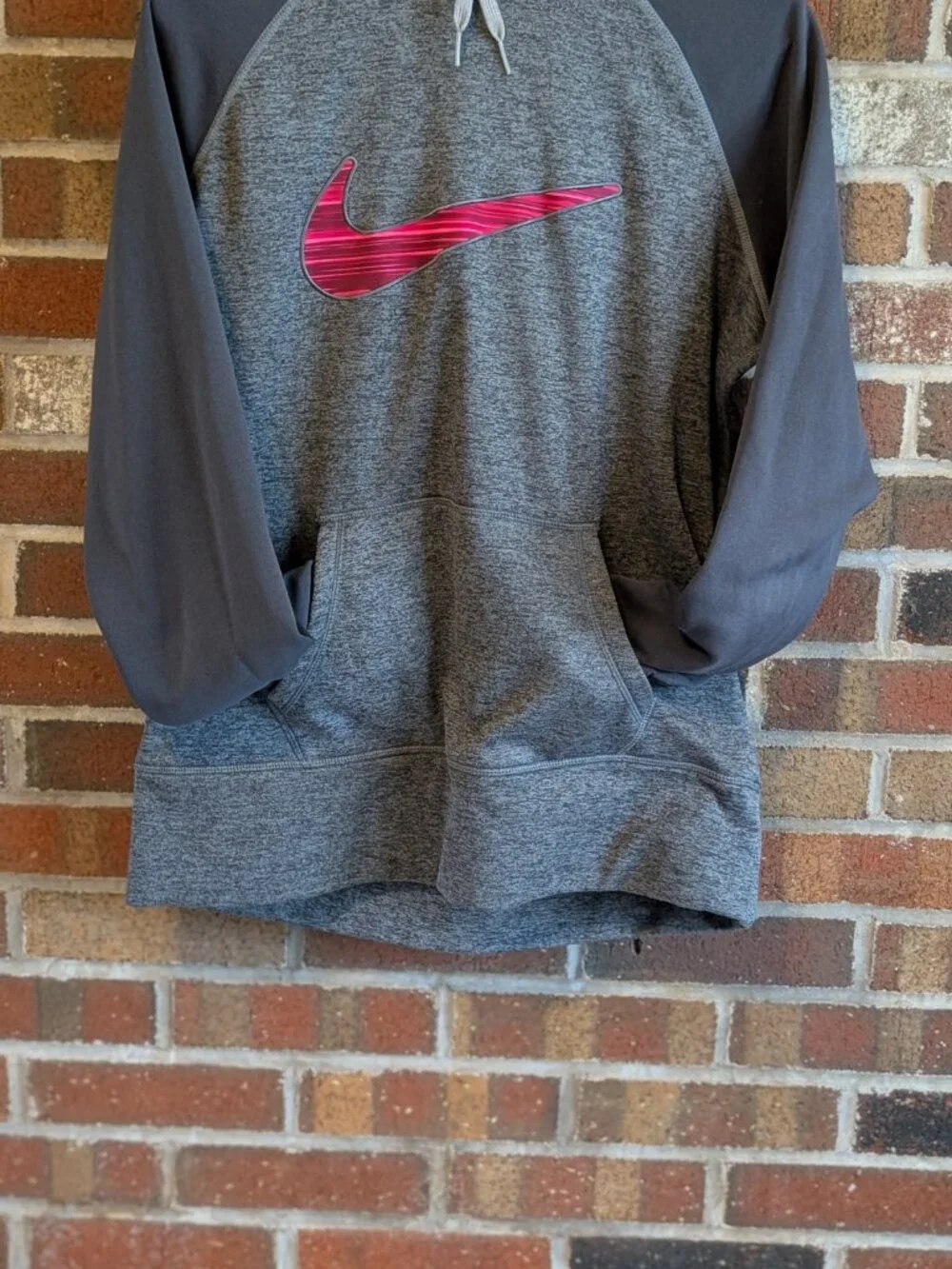 Nike Therma-FIT Raglan Fleece Hoodie Pullover Gray Pink Swoosh - Women’s L - Picture 2 of 4